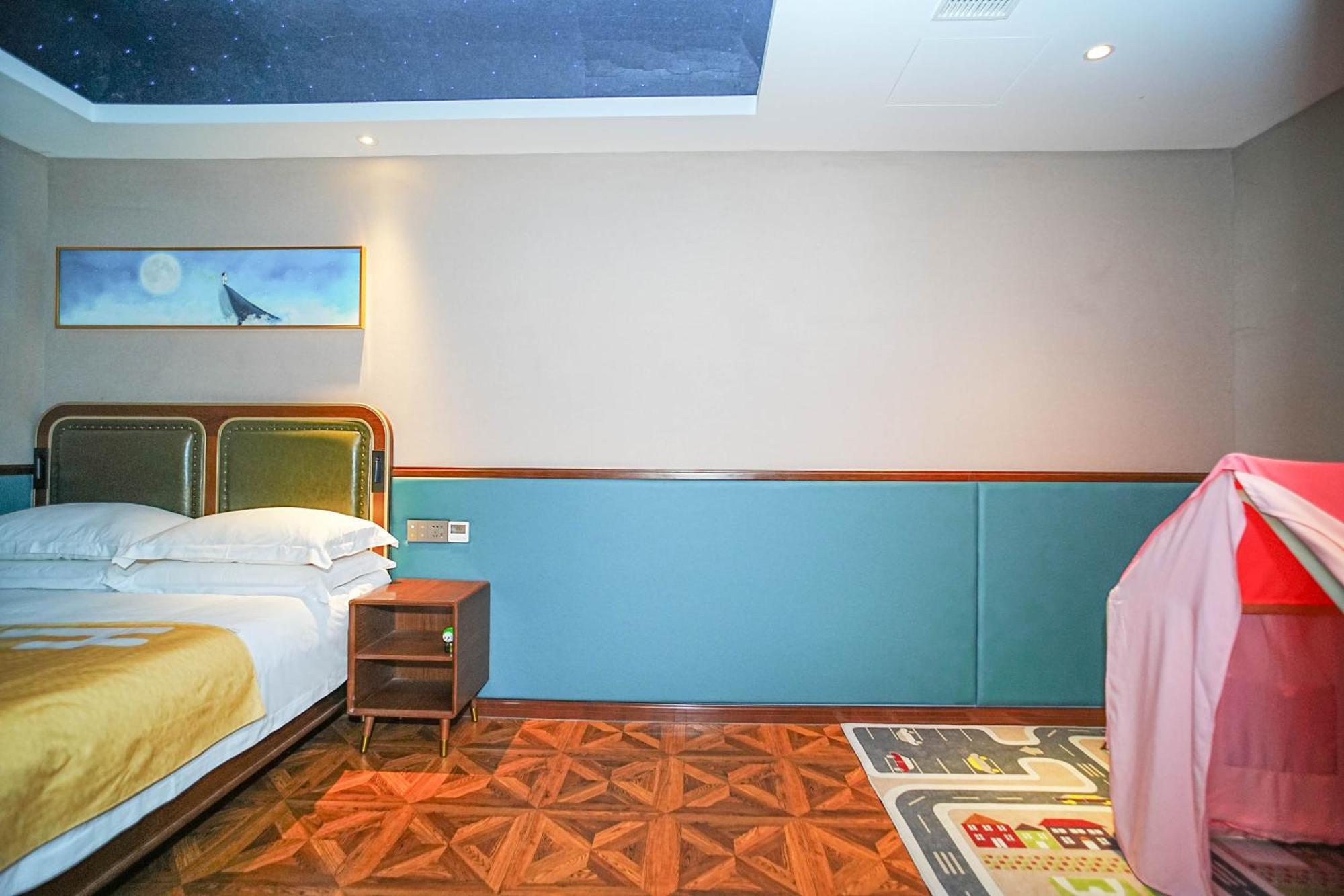 Nost Algia S Hotel In The West Lake Scenic Area-,Lingyin Temple, Leifeng Tower, Children'S Playground, Free Night Snack, Free Laundry, English Communication Well, Free Travel Advice Hangzhou Dış mekan fotoğraf