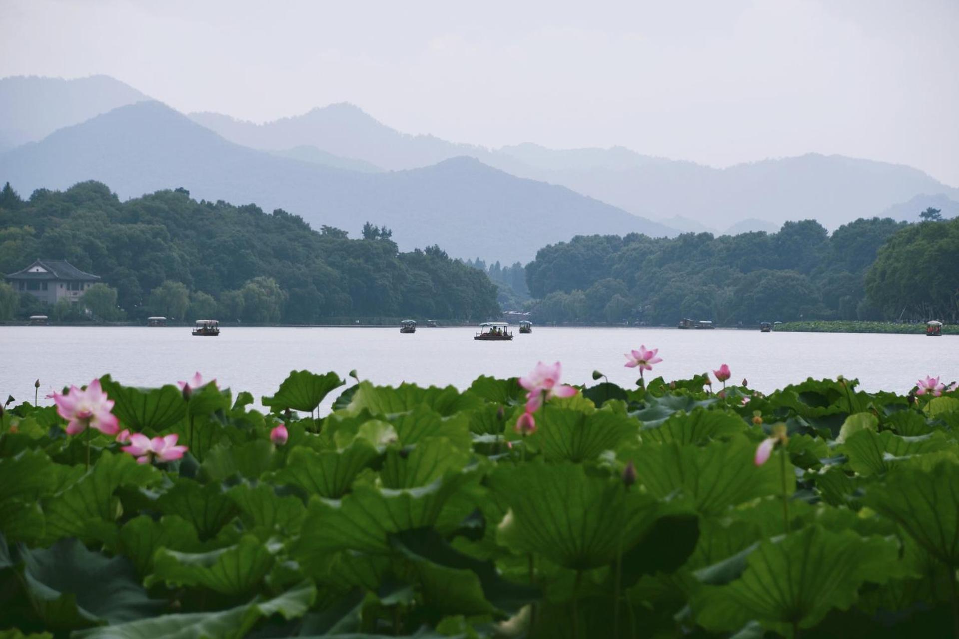 Nost Algia S Hotel In The West Lake Scenic Area-,Lingyin Temple, Leifeng Tower, Children'S Playground, Free Night Snack, Free Laundry, English Communication Well, Free Travel Advice Hangzhou Dış mekan fotoğraf
